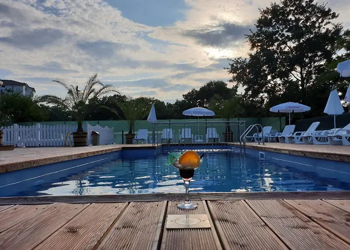 Szálloda Family Elit Kiten