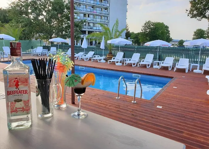 Family Elit Szálloda 2*