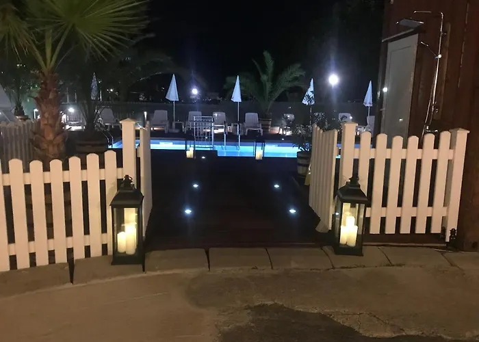 Family Elit Szálloda