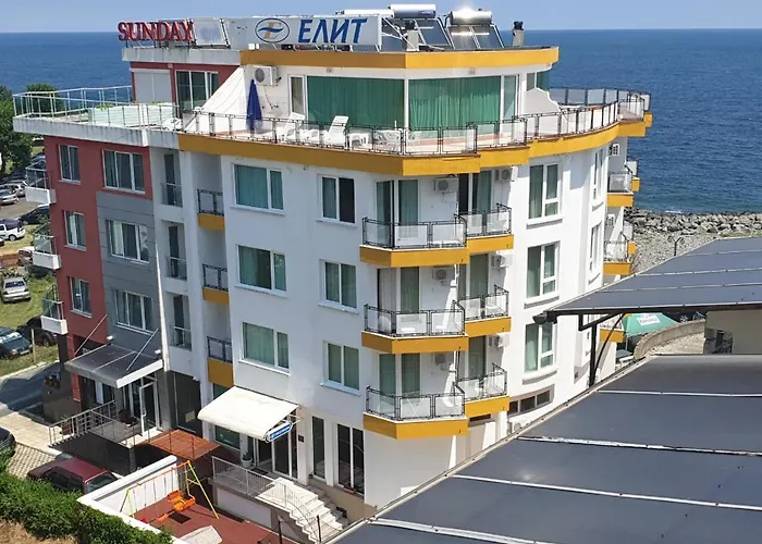 Family Elit Szálloda Kiten