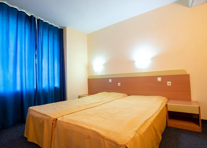 Family Elit Szálloda 2*